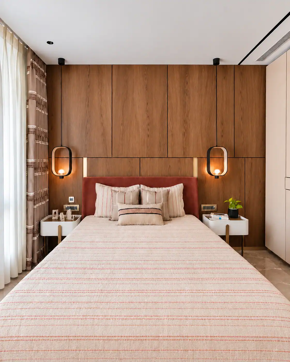 Wood finishing and PU polish work for interior furniture