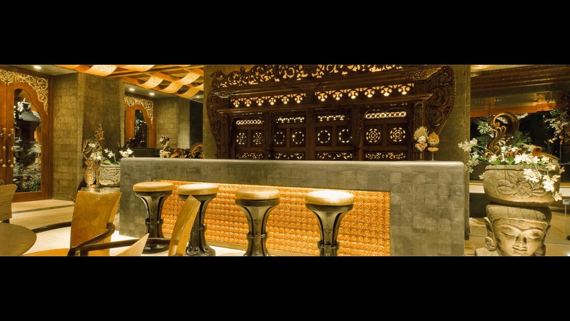 Professional wood polishing and furniture finishing